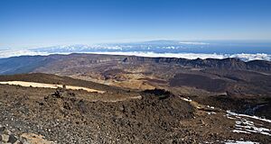 Archivo:Caldera de las Cañadas, Parque Nacional del Teide, Santa Cruz de Tenerife, España, 2012-12-16, DD 04