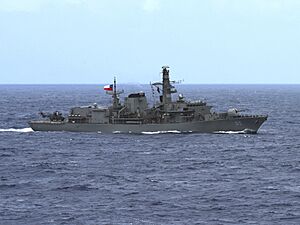 Archivo:Chilean frigate Almirante Cochrane (FF-05) underway in the Pacific Ocean on 24 June 2016