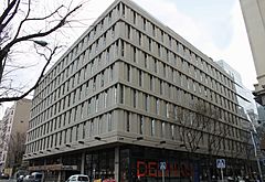 Archivo:Edificio IBM (Pº Castellana 4, Madrid) 02