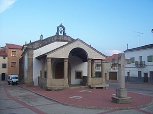 Archivo:Ermita del Cristo Montehermoso