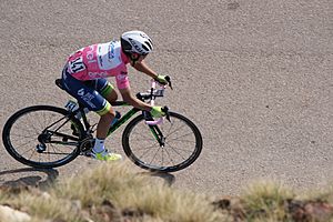 Archivo:Esteban Chaves, Giro 2016