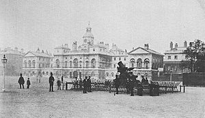 Archivo:Horse Guards Parade 1860