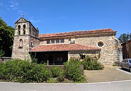 Iglesia de San Juan Bautista, Villanueva de la Peña.jpg