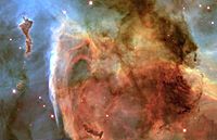 Archivo:Keyhole Nebula - Hubble 1999