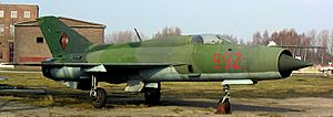 Archivo:MiG 21 PFM 1