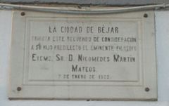Archivo:Placa Nicomedes Martín Mateos Béjar 1922