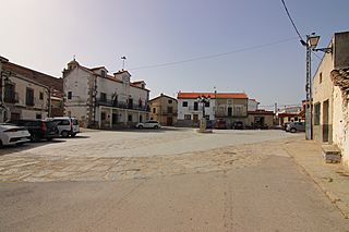 Plaza Vieja, ayuntamiento, Pelahustán.jpg