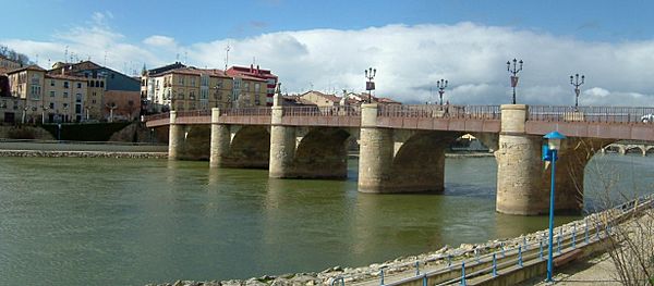 Archivo:Puente Carlos III Miranda