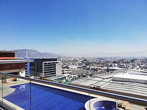 Archivo:Quetzaltenango, Guatemala - Latam Hotel