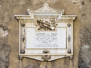 Archivo:Tabella Gasparo da Salò Via Brescia