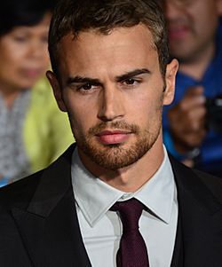 Theo James March 18, 2014 (cropped).jpg