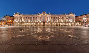 Archivo:Toulouse Capitole Night Wikimedia Commons