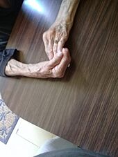 Archivo:Abuelita manos 01 WhatsApp Image 2020-05-22 at 12.46.44