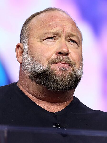 Alex Jones (53808242292) (cropped)