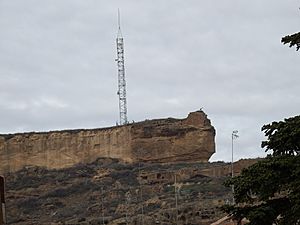 Archivo:Castillo de Alberuela de TuboA