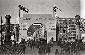 Archivo:Celebración del segundo aniversario del Alzamiento Nacional (3 de 9) - Fondo Marín-Kutxa Fototeka