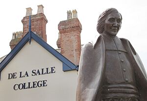Archivo:De La Salle College Jersey