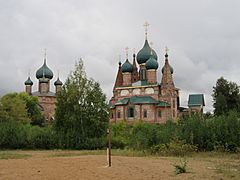 Deux églises ( été-hiver) Saint Jean Chrysostome Iaroslavl