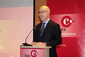 Archivo:Duran i Lleida a la presentació del Club Cambra a Berga, 2 de juliol de 2012