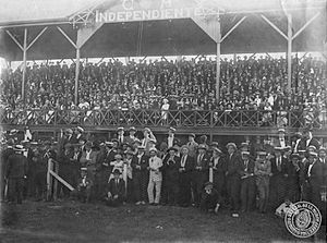 Archivo:Estadio independiente 1923
