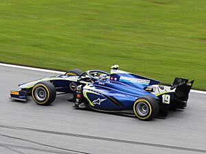 Archivo:FIA F2 Austria 2018 Nr. 19 Norris (3)