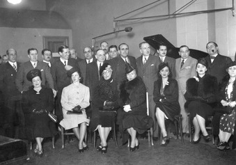 Federico Fernández de Castillejo y Clara Campoamor - Inauguración de la lesiones radiales "Liceo de España" Buenos Aires 1 de Agosto 1940