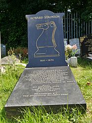 Archivo:Howard Staunton, Kensal Green Cemetery 01
