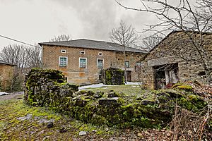 Archivo:La Teita casas en ruinas