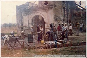 Archivo:Reparación del Templo de San Agustín Cháhuac.