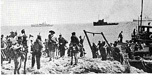 Archivo:Soldiers during the Landing of Mallorca