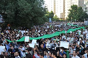 Archivo:Tehran protest (1)