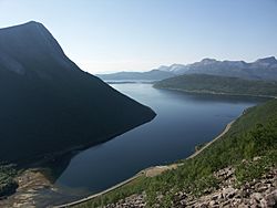 Tommerasfjorden-tysfjorden-ofoten-nordland.jpg