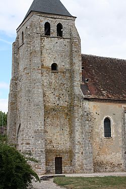 Église Saint-Pierre-ès-Liens de Molinons (1).JPG
