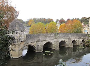 Archivo:Bradford on Avon town bridge (2)