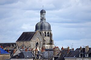 Archivo:Eglise Saint-Saturnin. Blois (Loir-et-Cher). (10652807333)
