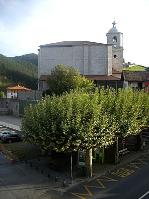 Archivo:Iglesia de Berriatua