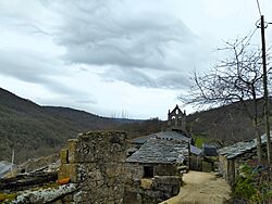 Igrexa de Santa María de Forcadas.jpg