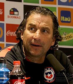 Archivo:Juan Antonio Pizzi (2)