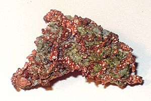 Archivo:Kupfer mineral erz