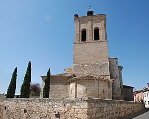 Archivo:Magaz de Pisuerga Church of Saint Mamés 001