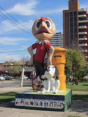 Archivo:Parque del Comic - Condorito 01