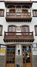 Photo house front side balcony Calle Real de la Plaza No15 teror gran canaria spain 2015-12-25