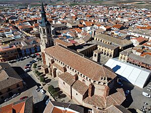 Archivo:Rehabilitación de la iglesia “Santa Catalina” de La Solana - 51887073741