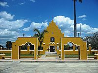 Archivo:Tixpéhual, Yucatán (04)