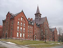 UVM Old Mill building 20040101.jpg