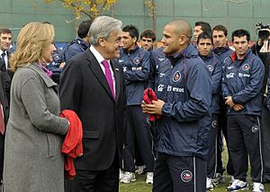 Archivo:03.06.2010 Presidente Piñera en Juan Pinto Durán