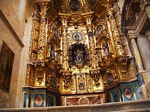 Archivo:47 Tamara de Campos Iglesia San Hipolito Retablo Virgen del populo ni
