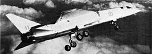 Archivo:BAC TSR-2 XR219 in flight 1964