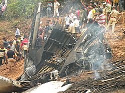 Archivo:Bajpe plane crash (40)