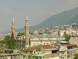 Archivo:Bursa Ulucami